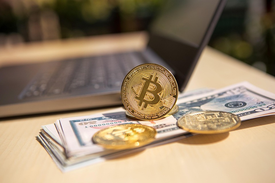 嘉信理财CEO Rick Wurster：一年内推出加密货币现货交易