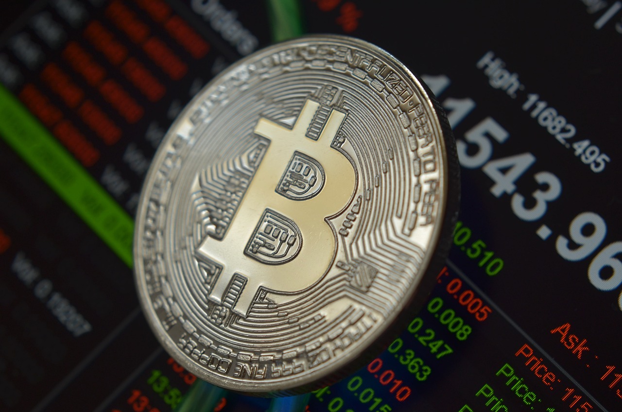 公链Solayer推出USDC结算的金融卡！刷卡有机会获得代币Layer